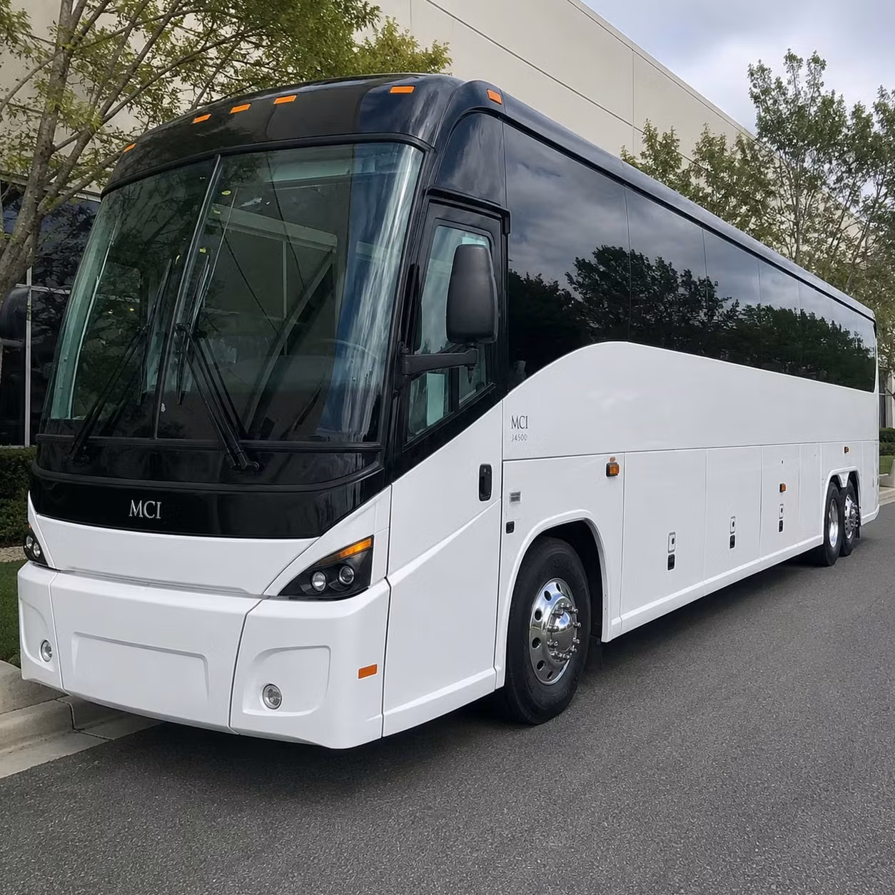 daily commuter shuttle services for broken arrow employers and hr teams