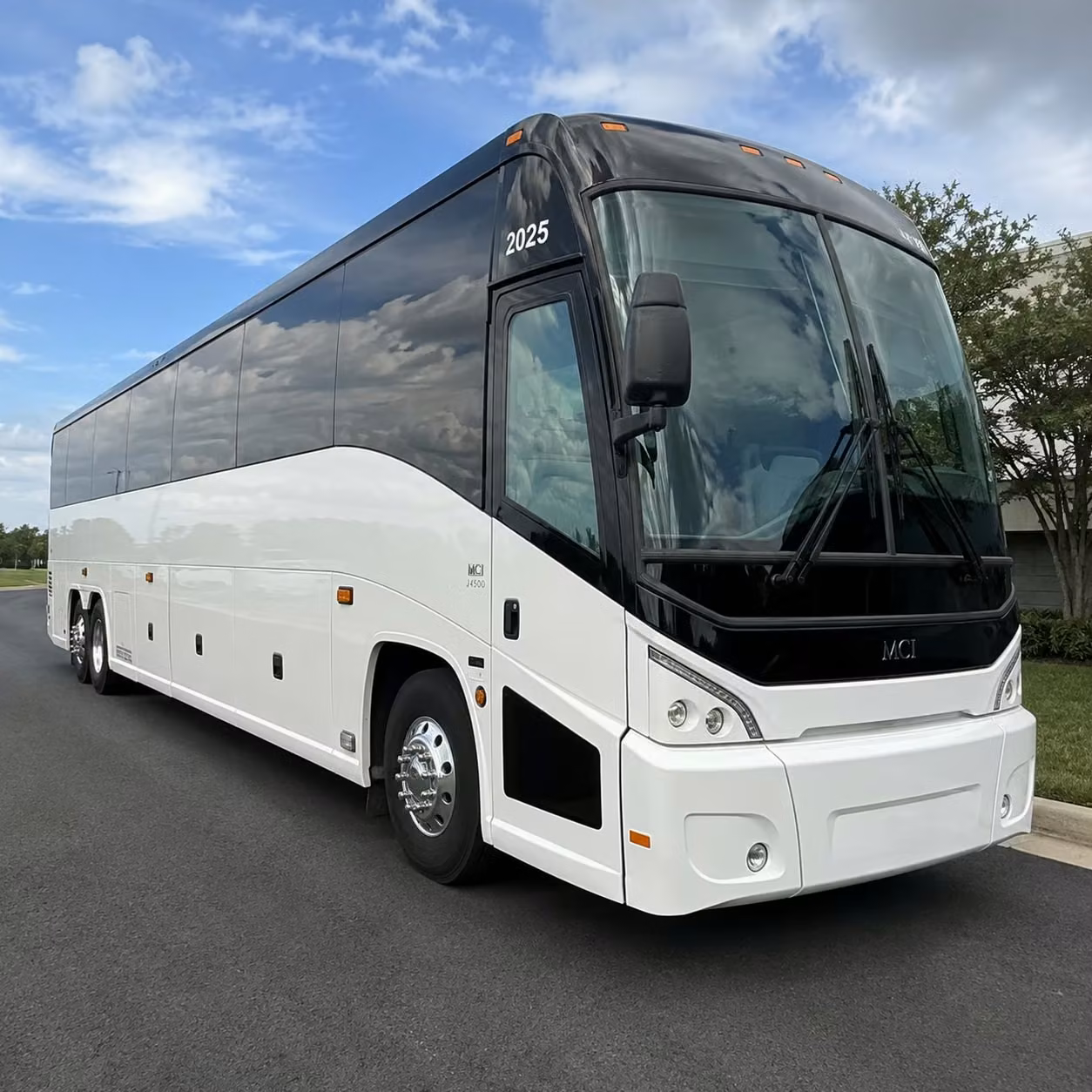from river spirit casino concerts to outdoor festival shuttles across the tulsa metro