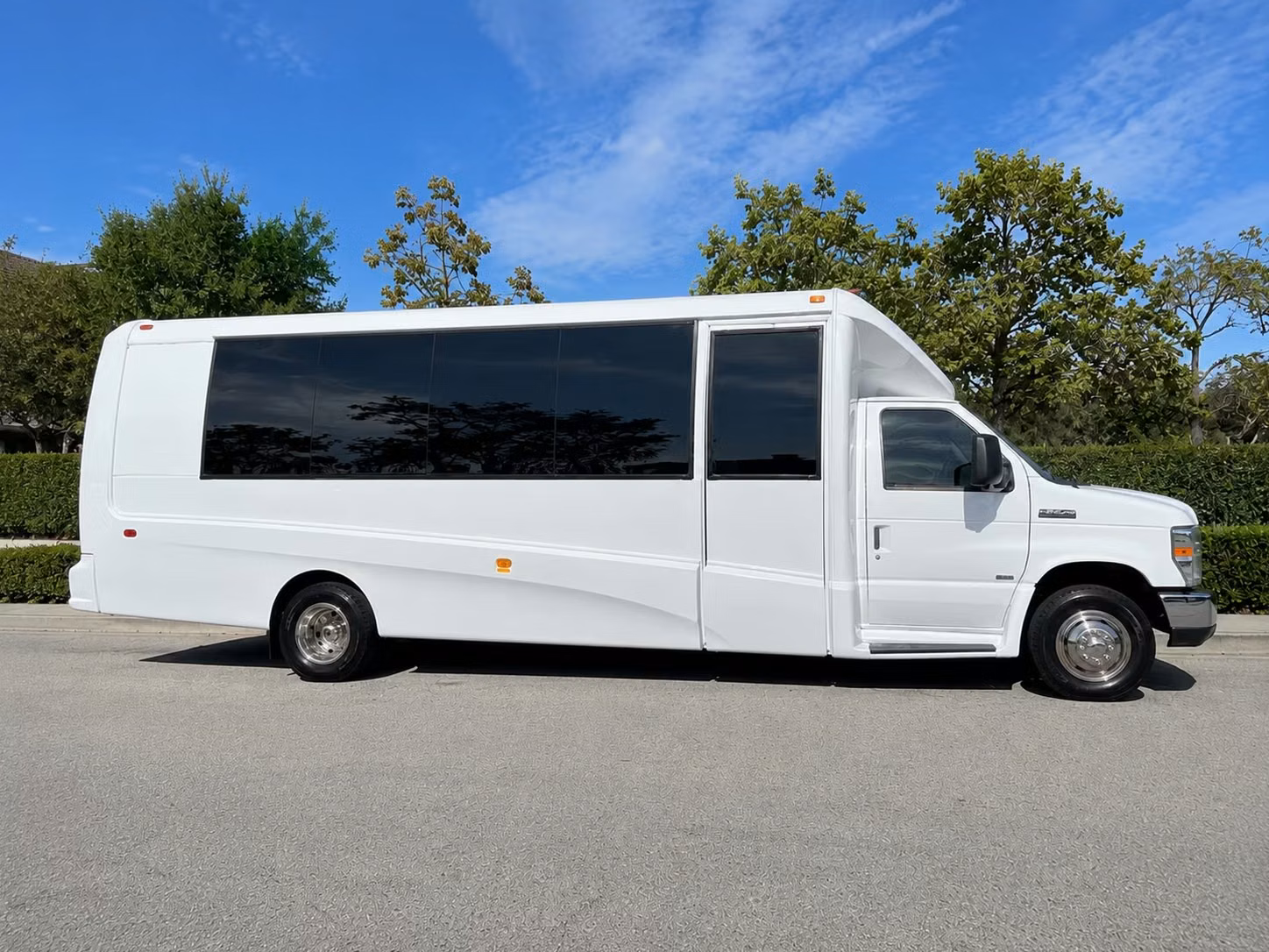 minibus rentals for smaller broken arrow prom groups